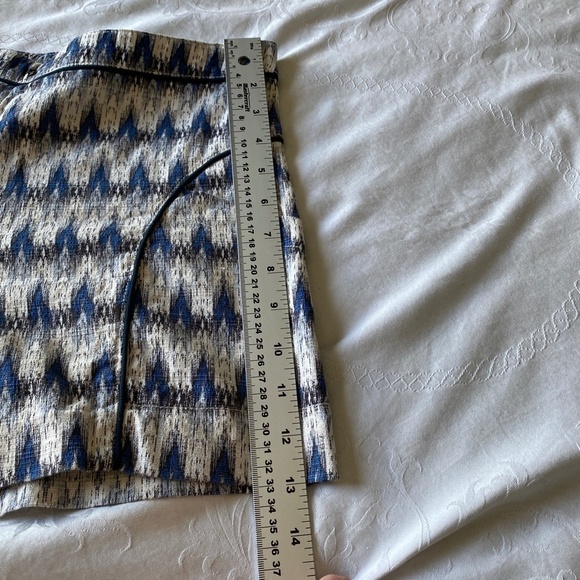 Cartonnier Anthropologie Women's Geometric Aztec Print Pull-On Shorts Size 8 - Picture 10 of 13